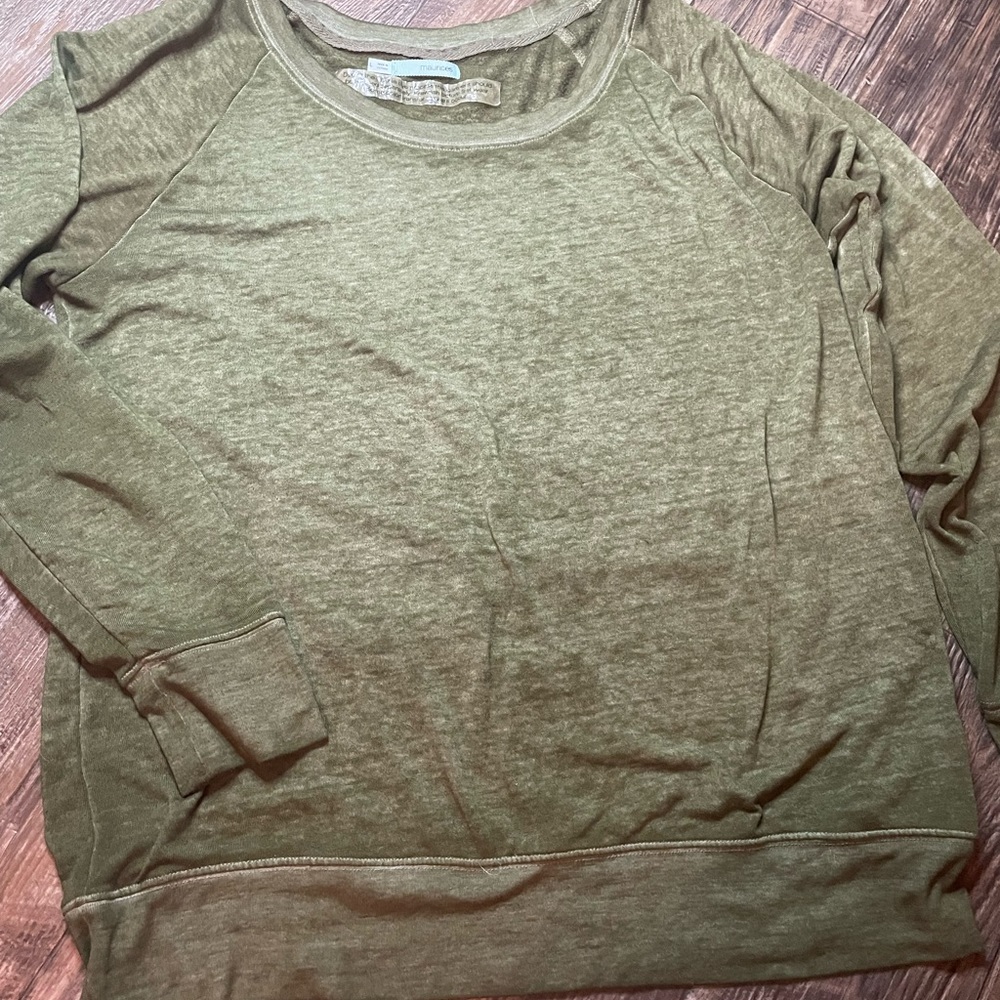 Maurice’s Lightweight sweatshirt